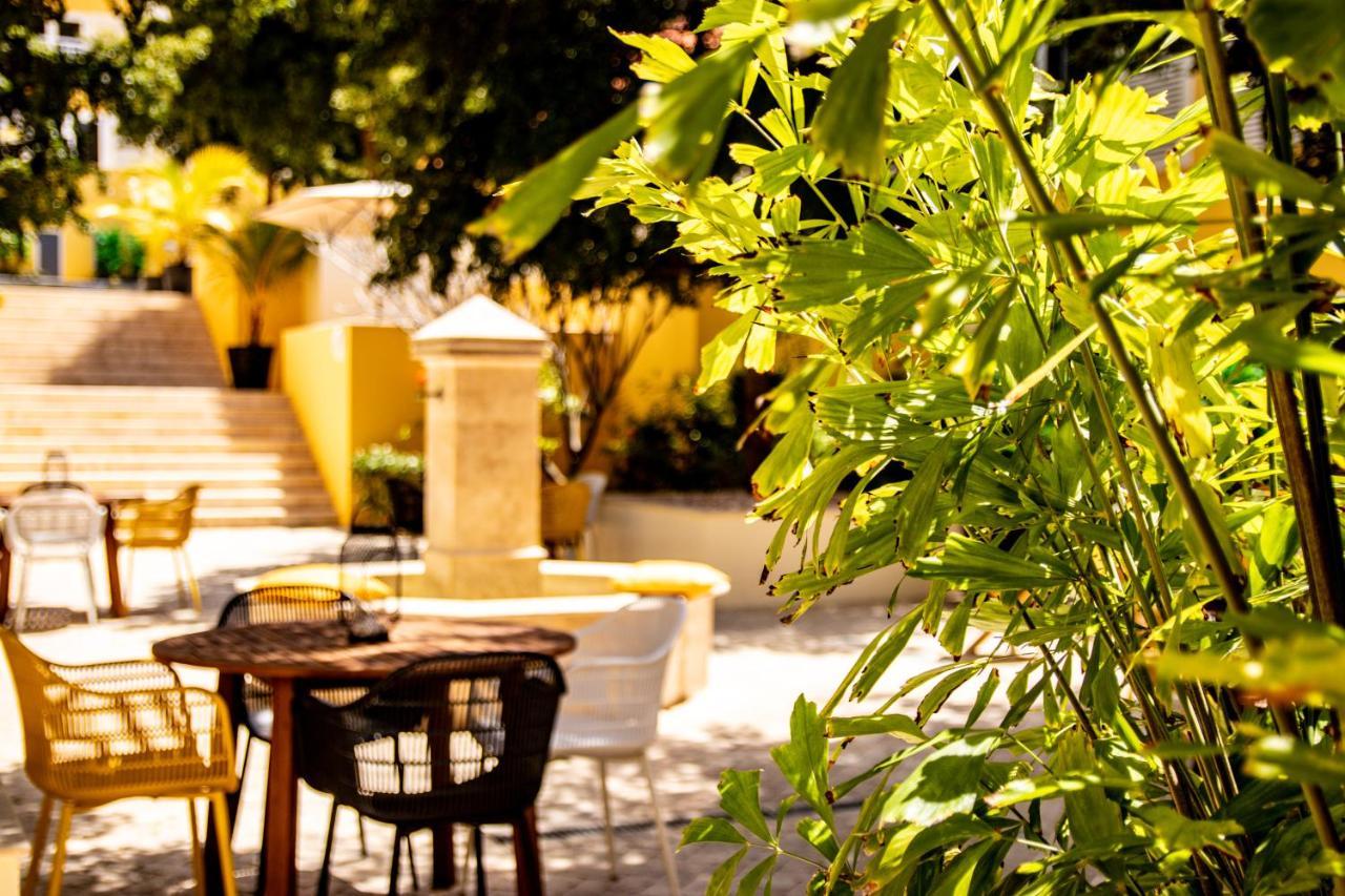Bayside Boutique Hotel - Blue Bay Golf & Beach Resort Dorp Dorp Sint Michiel Exteriör bild